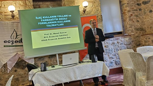 Klinik Eczacılık ve Farmasötik Bakım Eğitimi: Akademik Kadromuzun Katılımıyla Üç Haftalık Eğitim Sürecimizi Başarıyla Tamamladık